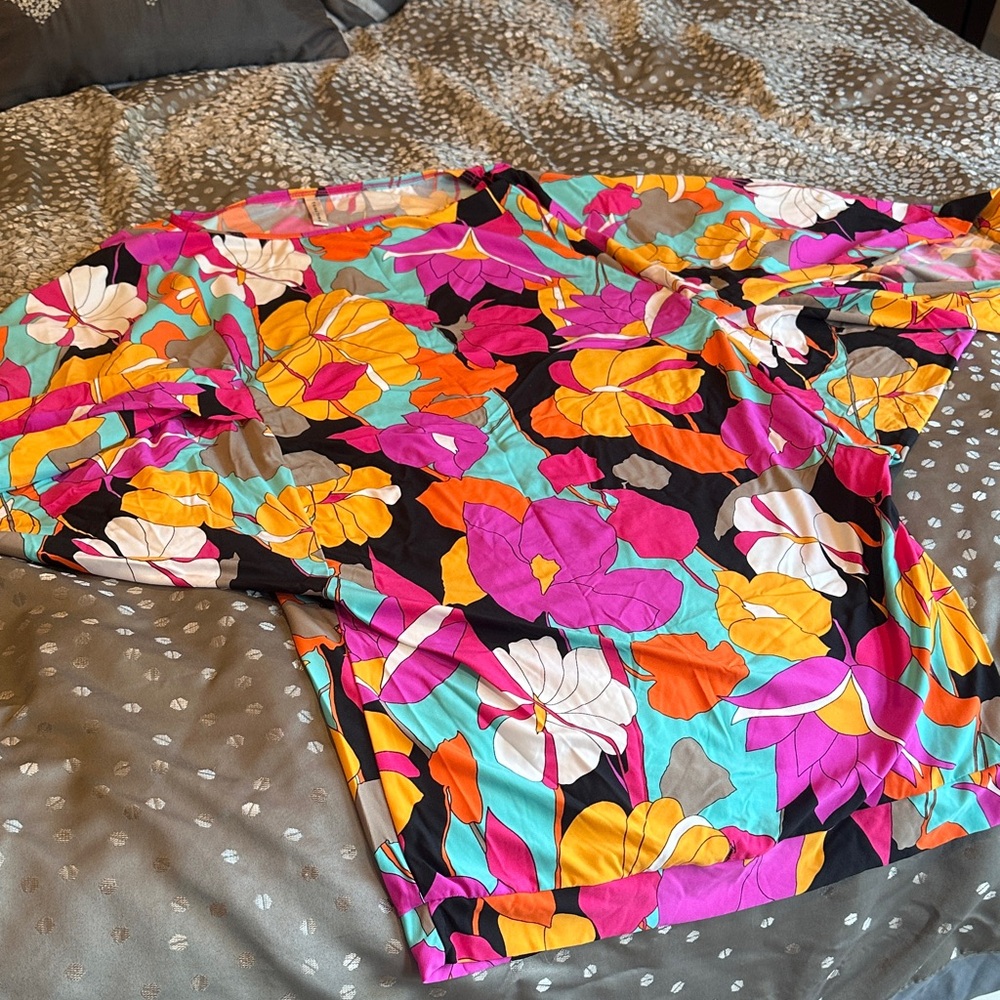 Trina Turk Multicolor Floral swim cover